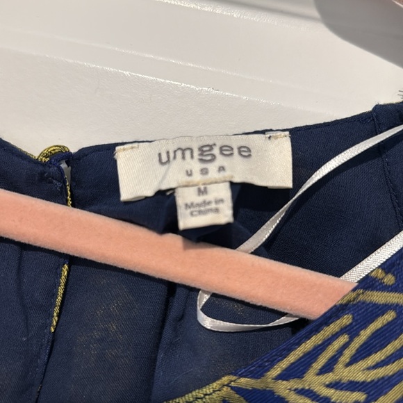 Umgee Blue and Gold Ruffled Peplum Blouse - Picture 2 of 2